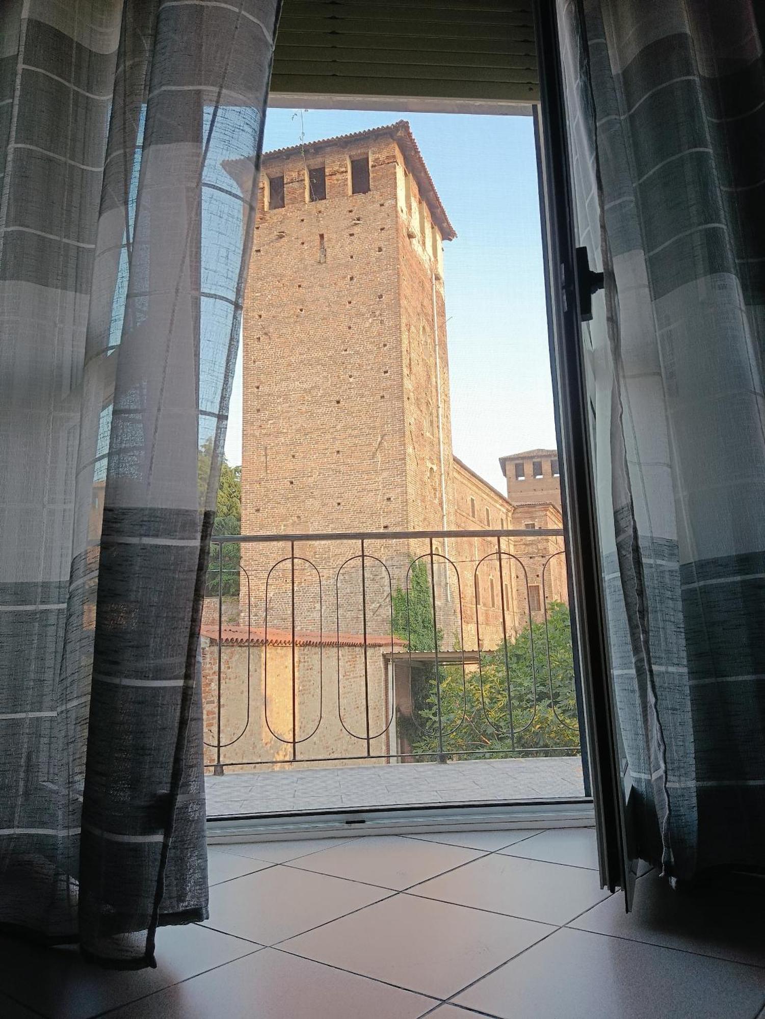 Appartamento Conte Verde Vercelli Exterior foto